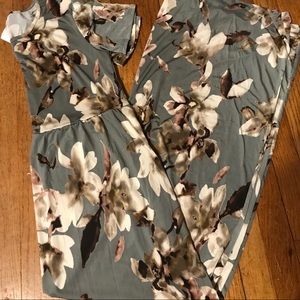 Short sleeve floral maxi dress